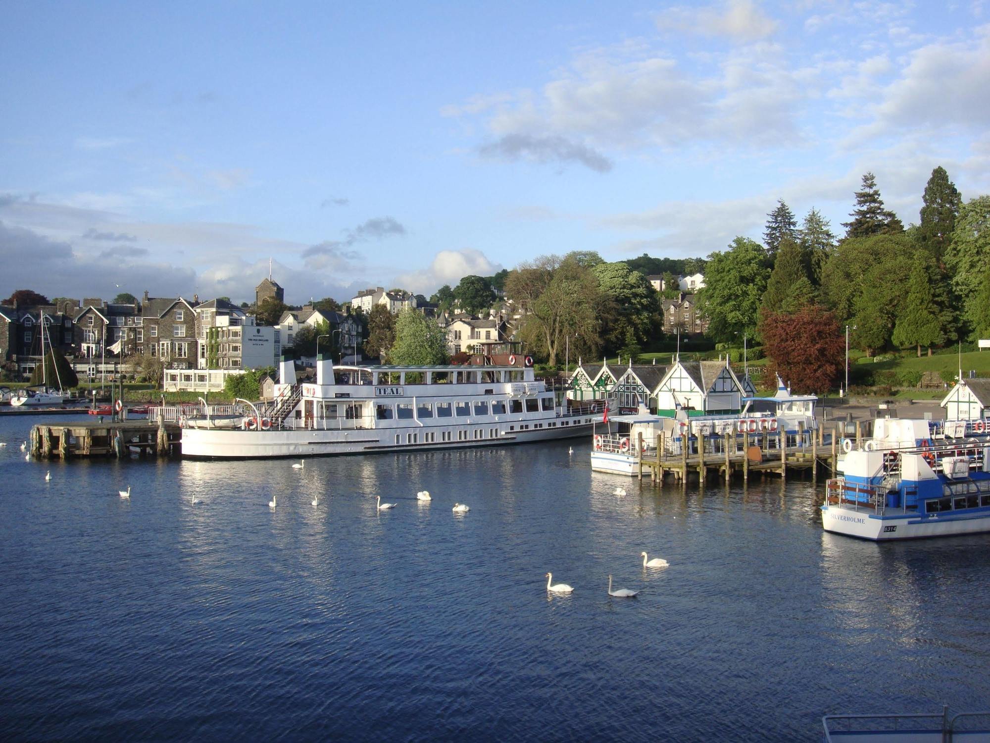 May Cottage B&B Bowness-on-Windermere Extérieur photo